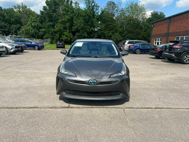 Photo of 2019 Magnetic Gray Metallic Toyota Prius