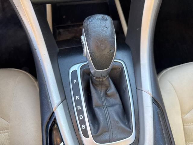 Photo of 2014 Green Ford Fusion