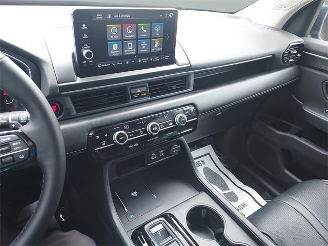 Photo of 2024 Crystal Black Pearl Honda Pilot