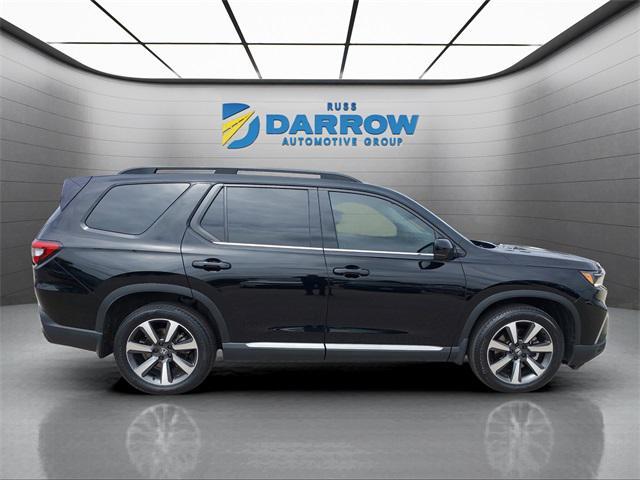 Photo of 2024 Crystal Black Pearl Honda Pilot