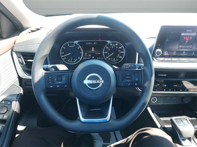 Photo of 2023 Gun Metallic Nissan Rogue
