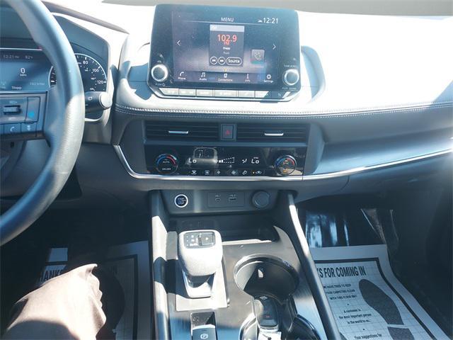 Photo of 2023 Gun Metallic Nissan Rogue