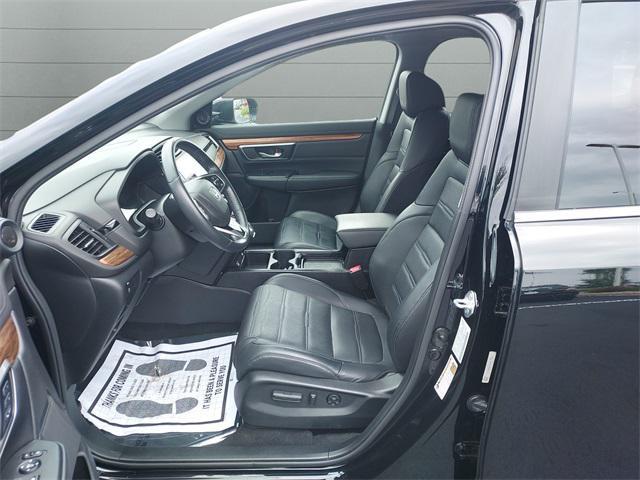 Photo of 2022 Crystal Black Pearl Honda CR-V