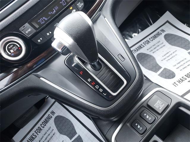 Photo of 2016 Alabaster Silver Metallic Honda CR-V