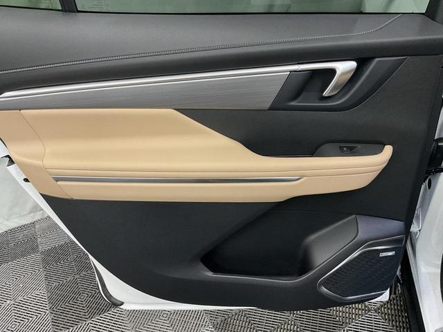 Photo of 2026 White Buick Enclave