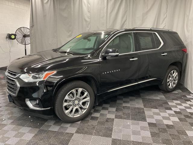 Photo of 2021 Mosaic Black Metallic Chevrolet Traverse
