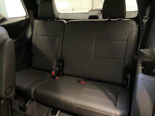 Photo of 2021 Mosaic Black Metallic Chevrolet Traverse