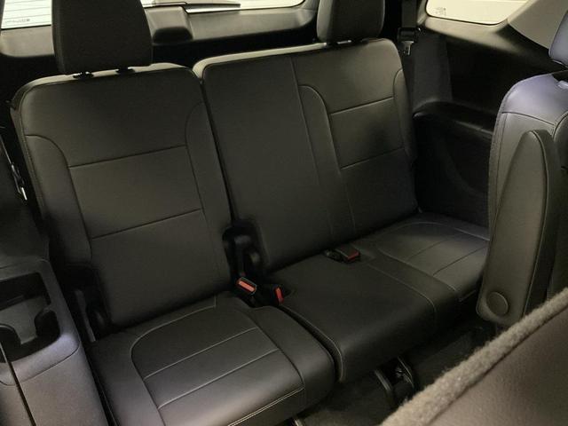 Photo of 2021 Mosaic Black Metallic Chevrolet Traverse
