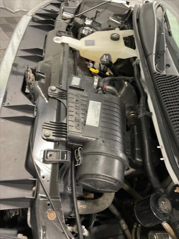 Photo of 2017 Summit White GMC Savana 2500