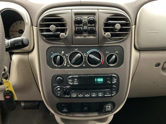 Photo of 2002 Bright Silver Metallic Clearcoat Chrysler PT Cruiser