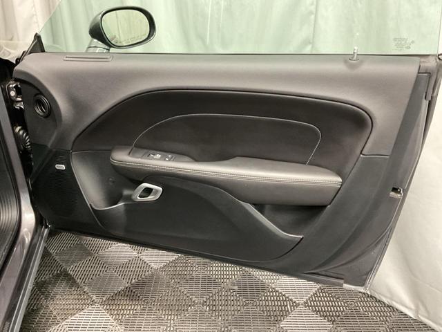 Photo of 2018 Granite Pearlcoat Dodge Challenger