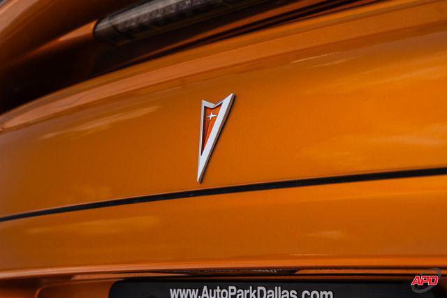 Photo of 2006 Orange Pontiac GTO