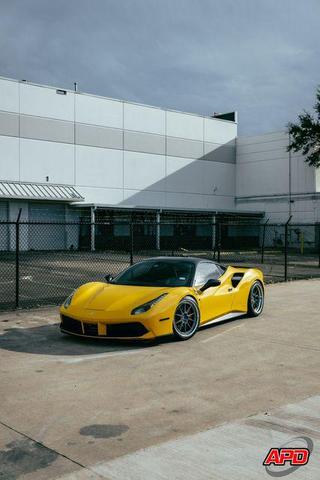 Photo of 2018 Yellow Ferrari 488 GTB