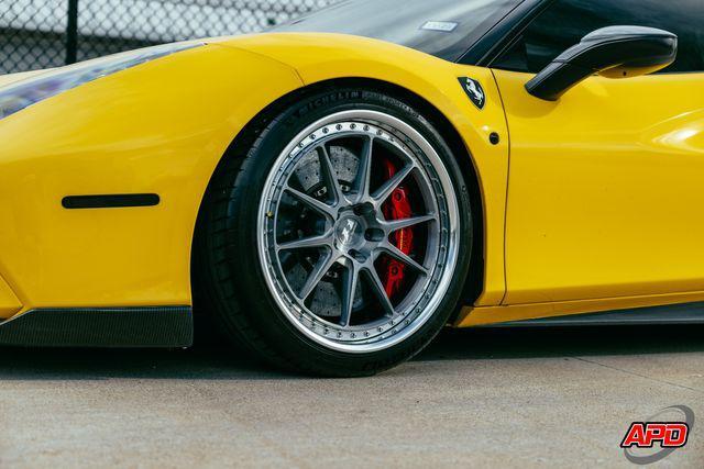 Photo of 2018 Yellow Ferrari 488 GTB