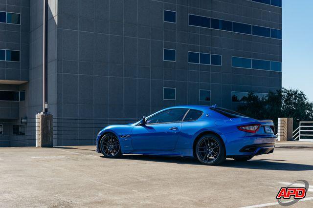 Photo of 2016 Blue Maserati GranTurismo