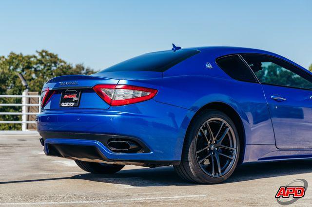 Photo of 2016 Blue Maserati GranTurismo