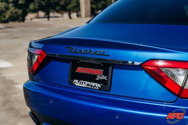 Photo of 2016 Blue Maserati GranTurismo