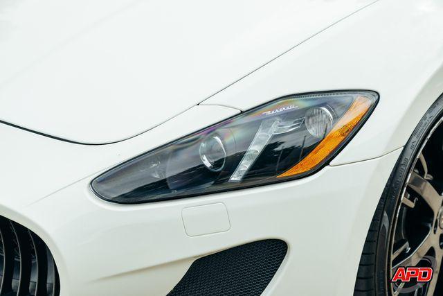 Photo of 2013 White Maserati GranTurismo