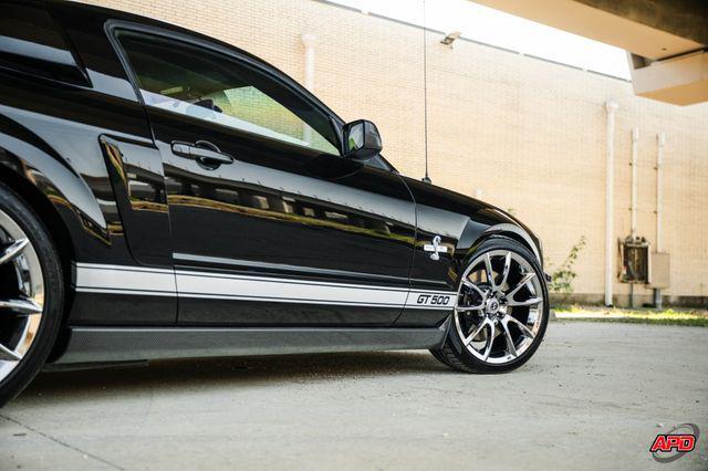 Photo of 2007 Ebony Clearcoat Ford Shelby GT500