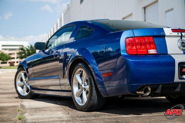 Photo of 2008 Blue Ford Mustang