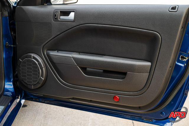 Photo of 2008 Blue Ford Mustang