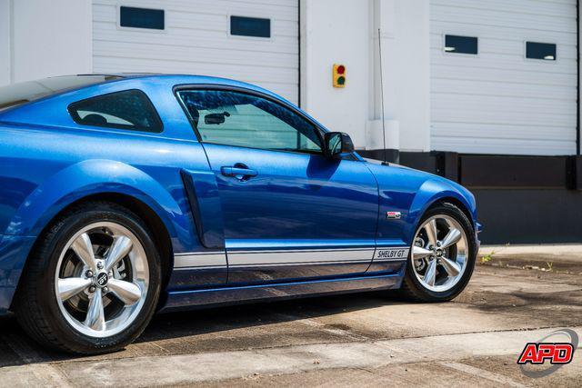 Photo of 2008 Blue Ford Mustang