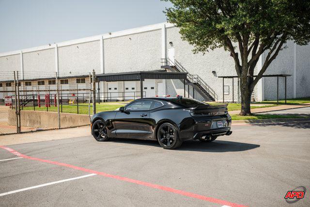 Photo of 2017 Black Chevrolet Camaro