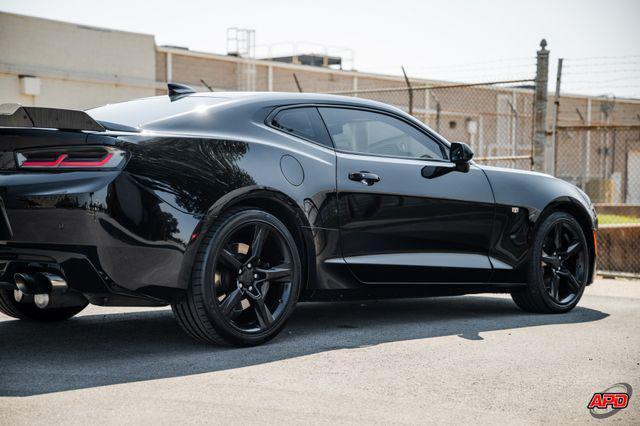 Photo of 2017 Black Chevrolet Camaro