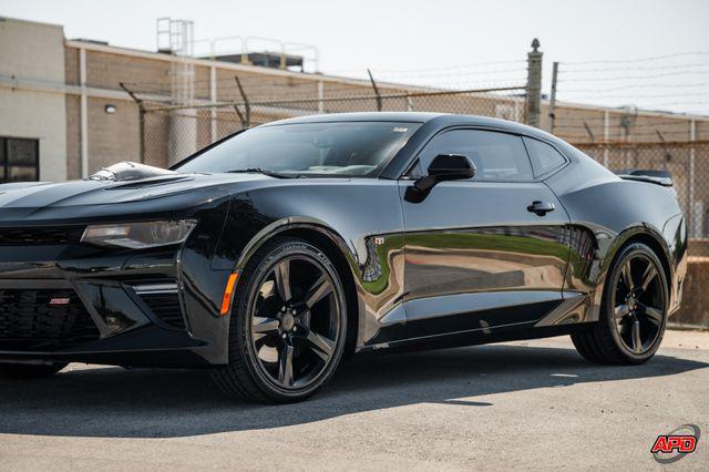 Photo of 2017 Black Chevrolet Camaro