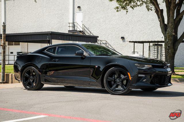 Photo of 2017 Black Chevrolet Camaro