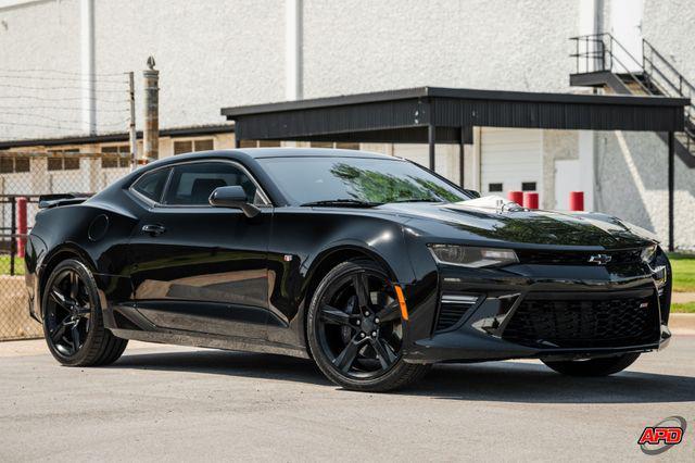 Photo of 2017 Black Chevrolet Camaro