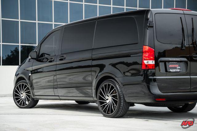 Photo of 2018 Black Mercedes-Benz Metris