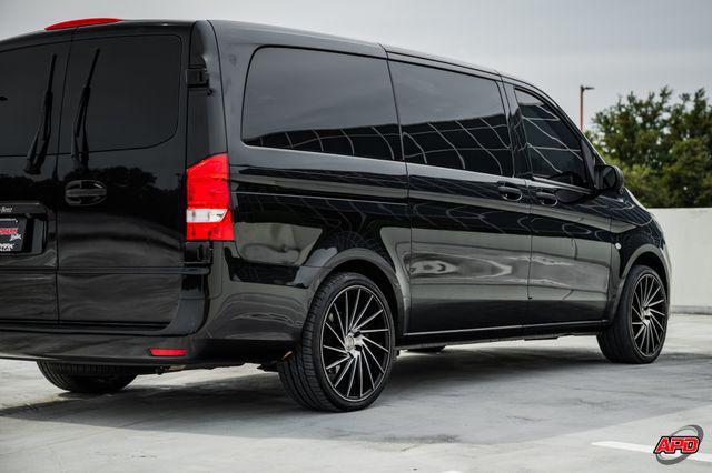 Photo of 2018 Black Mercedes-Benz Metris