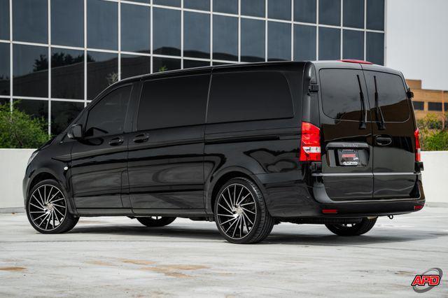 Photo of 2018 Black Mercedes-Benz Metris