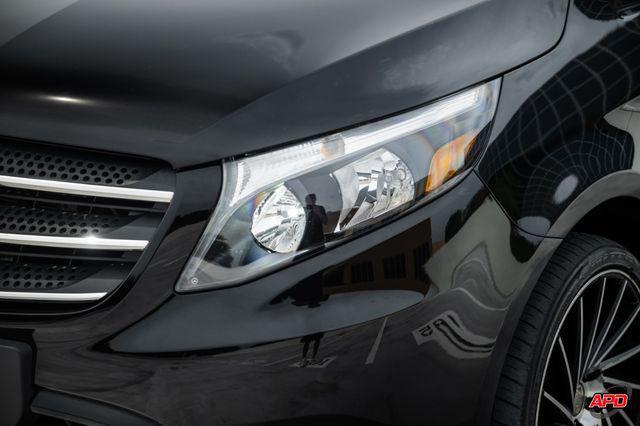 Photo of 2018 Black Mercedes-Benz Metris