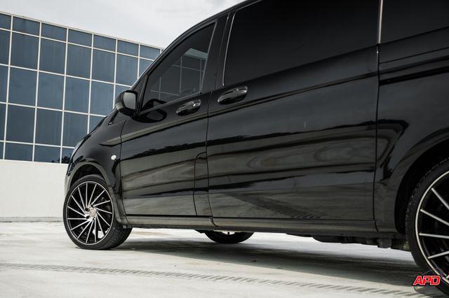 Photo of 2018 Black Mercedes-Benz Metris