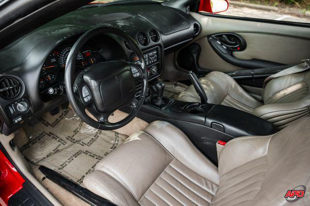 Photo of 2001 Red Pontiac Firebird