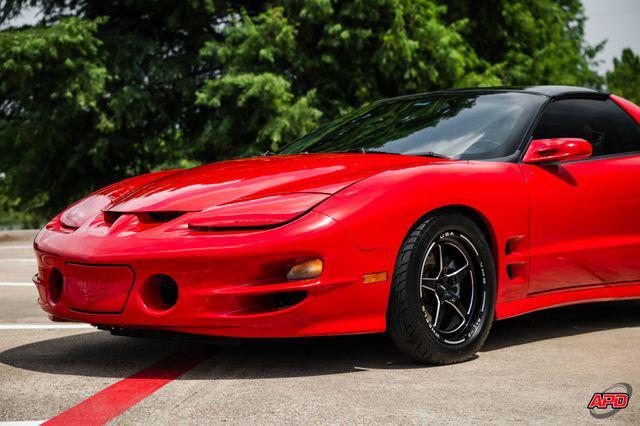 Photo of 2001 Red Pontiac Firebird