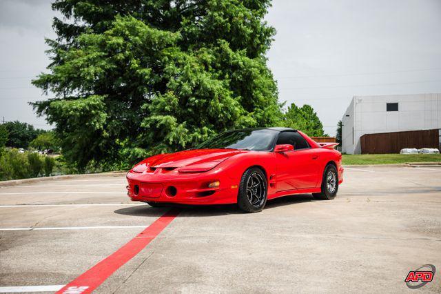 Photo of 2001 Red Pontiac Firebird