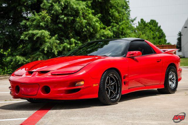 Photo of 2001 Red Pontiac Firebird