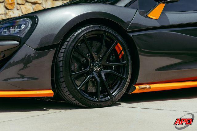 Photo of 2017 Storm Gray McLaren 570S