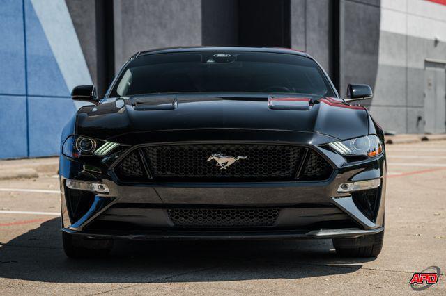 Photo of 2022 Shadow Black Ford Mustang
