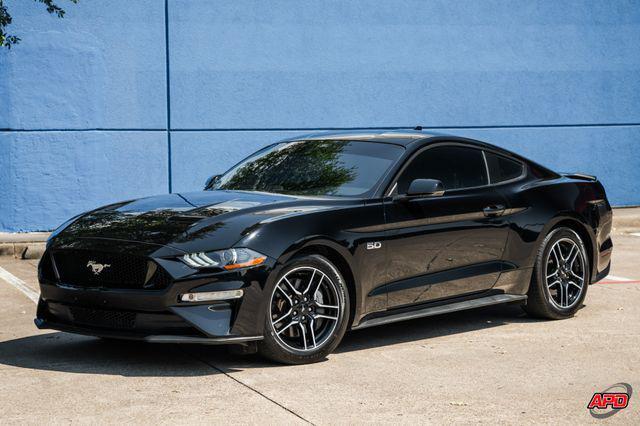 Photo of 2022 Shadow Black Ford Mustang