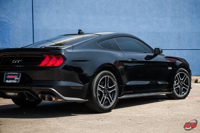 Photo of 2022 Shadow Black Ford Mustang