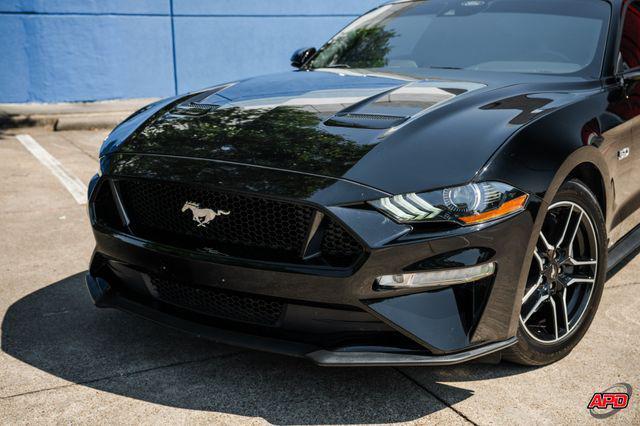 Photo of 2022 Shadow Black Ford Mustang