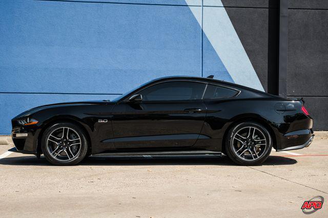 Photo of 2022 Shadow Black Ford Mustang