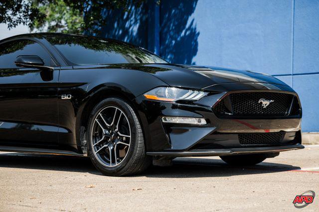 Photo of 2022 Shadow Black Ford Mustang