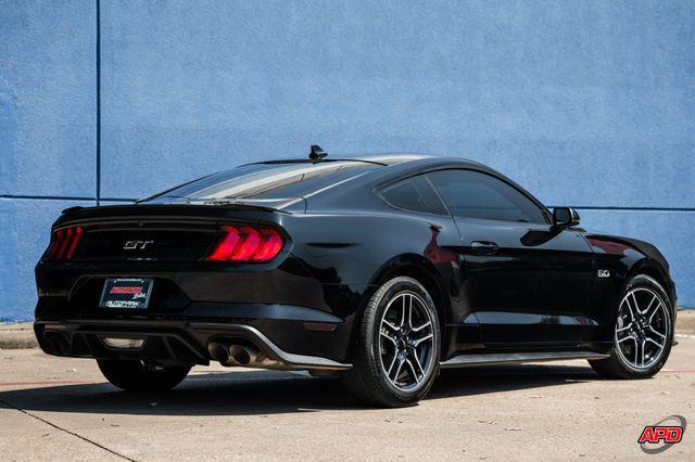 Photo of 2022 Shadow Black Ford Mustang