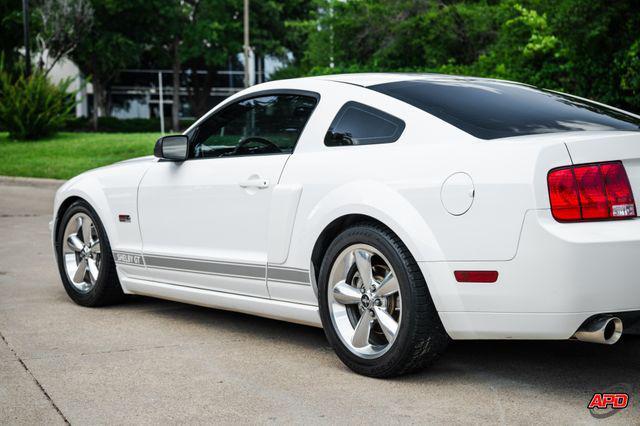 Photo of 2007 Performance White Clearcoat Ford Mustang