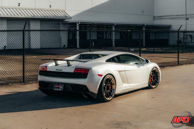 Photo of 2011 Bianco Monocerus Lamborghini Gallardo